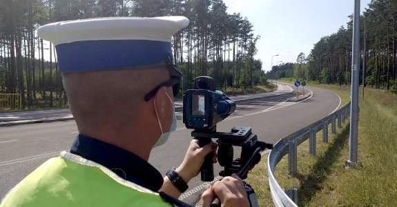 Gm. Sanniki. Jechał bez prawa jazdy i przekroczył prędkość