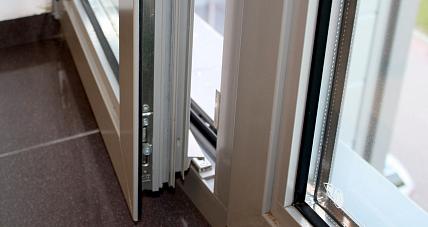 Włamał Się Do Domu I Ukradł Pie...