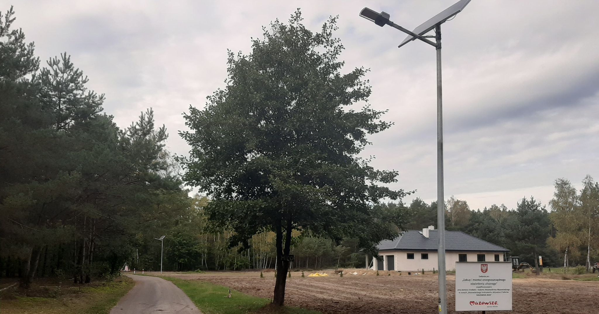 Zakup i montaż energooszczędnego oświetlenia ulicznego w miejscowości Jesionka [ZDJĘCIA]