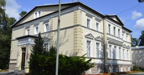 Pracownik szkoły w Lucieniu zakażony koronawirusem. Przedszkolaki trafiły na kwarantannę