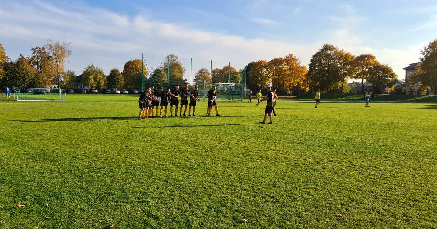 Piłkarska A-Klasa: awantura w Cieszewie, Sanniki lepsze w derbach