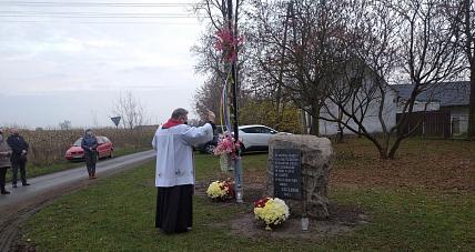 Uroczyste Poświęcenie Krzyża I ...