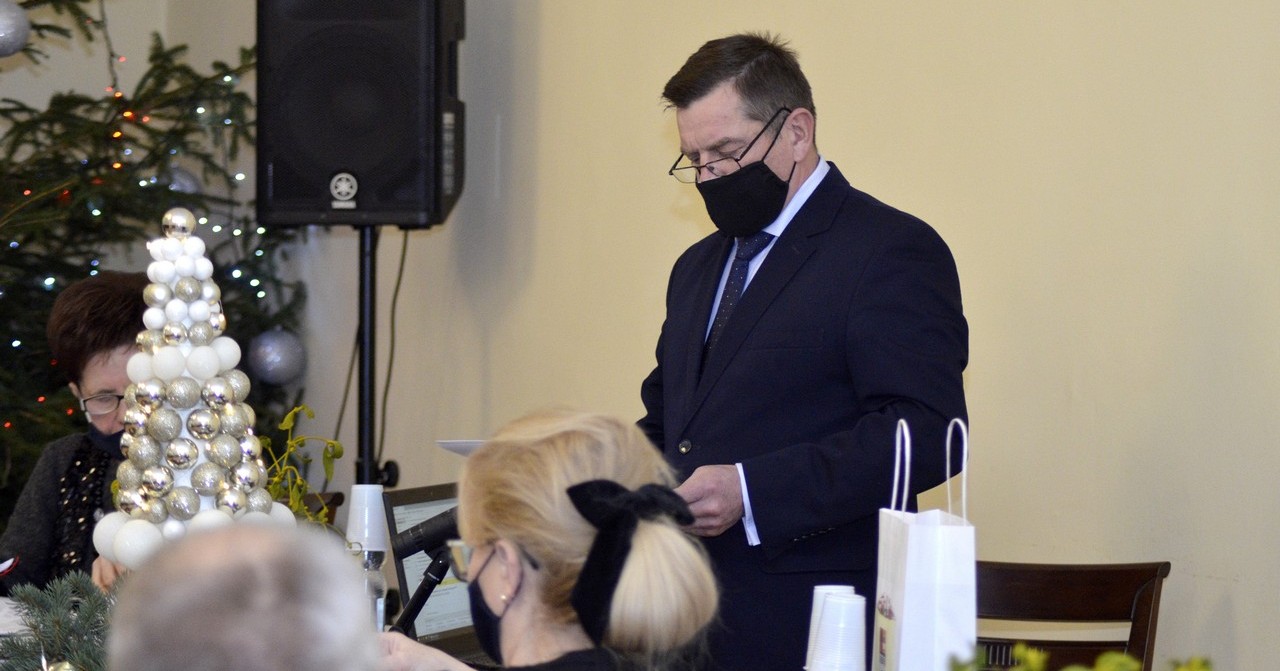 Remonty dróg, kontynuacja rozpoczętych inwestycji. Powiat przyjął budżet [ZDJĘCIA]