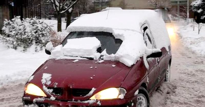 Odśnież pojazd przed podróżą – to Twój obowiązek