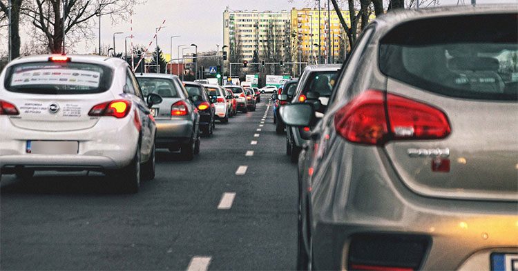 Koniec z naklejką na szybie i kartą pojazdu. Ułatwienia dla kierowców