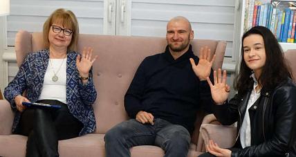 Trener I Uczennica. Ich Pasją ...