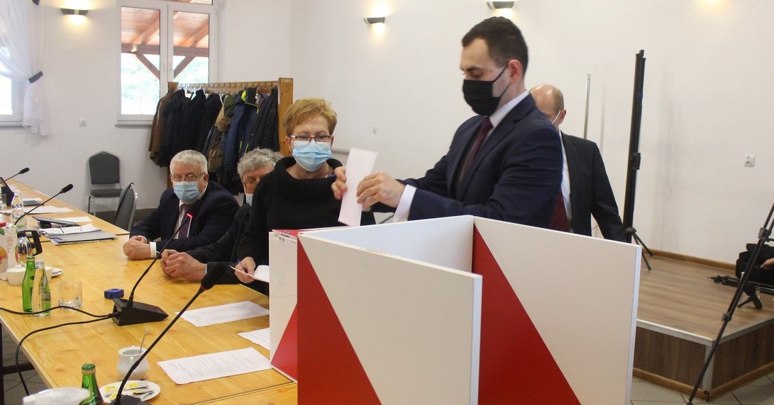 Rezygnacja Przewodniczącego Rady. Powodem brak zaufania do Wójta [ZDJĘCIA]