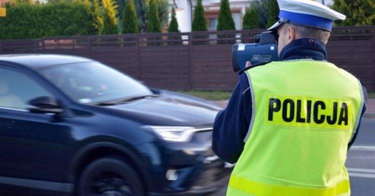 Kierowco, zwolnij! 107 km/h w obszarze zabudowanym to stanowczo za szybko!