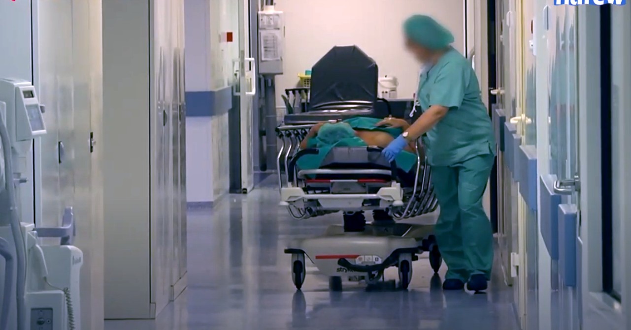 Rok pandemii w szpitalach na Mazowszu. Samorząd chce przeszkolić 3 tysiące lekarzy [VIDEO]