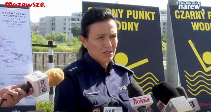 Sezon Turystyczny I Czarne...