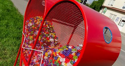 Czerwone Serce Zapełnia Się N...