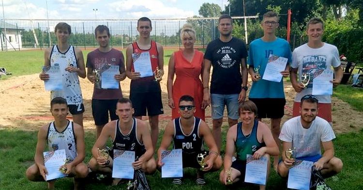 Turniej Piłki Plażowej o Puchar Wójta Gminy Szczawin Kościelny [ZDJĘCIA+WYNIKI]