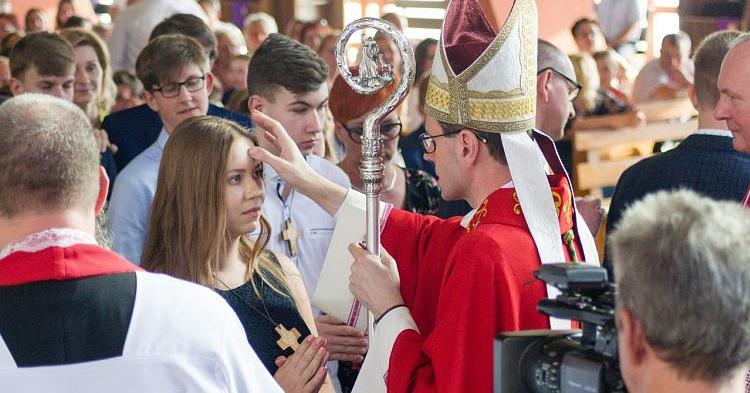 Bierzmowanie dla dorosłych w diecezji płockiej