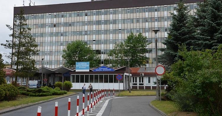 W płockim szpitalu brakuje łóżek covidowych. Dyrektor prosi o otwarcie szpitala tymczasowego