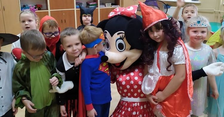 Międzynarodowy Dzień Postaci z Bajek w Jedynce [ZDJĘCIA]