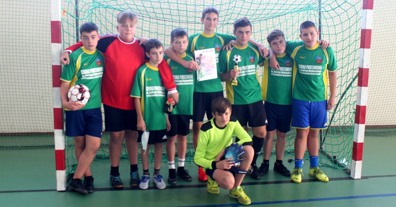 Szczawin zwycięża pod nieobecność faworyta [ZDJĘCIA+WYNIKI]