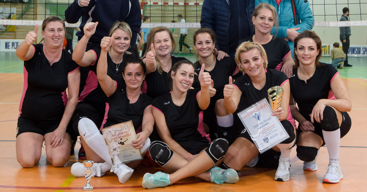 Siatkarki Volley Chalin wygrywają gostyniński turniej kobiet. Powrót drużyny nauczycielek [ZDJĘCIA+WYNIKI]