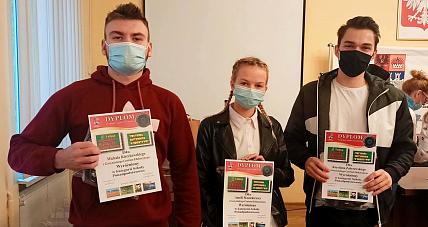 Uczniowie Gce Wyróżnieni W...