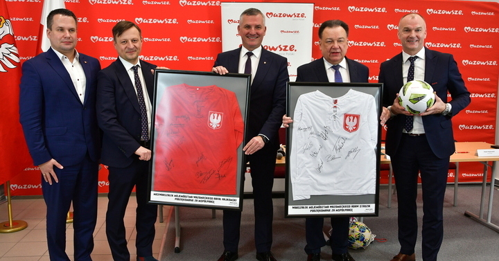 Samorząd Mazowsza wspiera mazowiecką piłkę nożną
