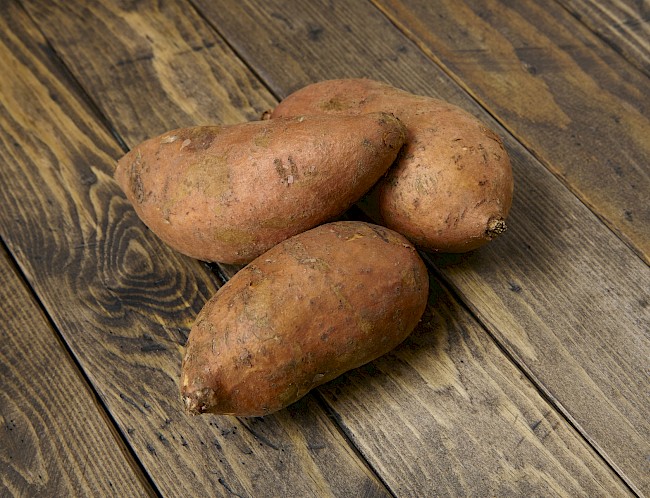 Jak wygląda pochrzyn na tle innych warzyw pod względem wartości odżywczych