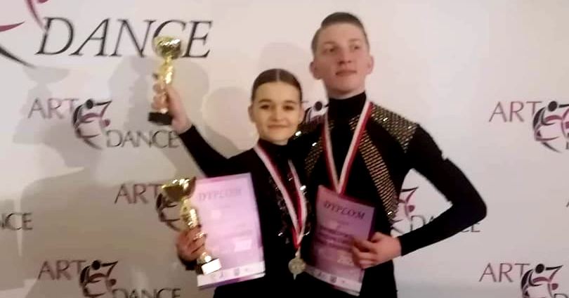 Tancerze ze Szczawina Amelka Pewniak i Maciej Wojtunik na podium turnieju w Żurominie [ZDJĘCIA]