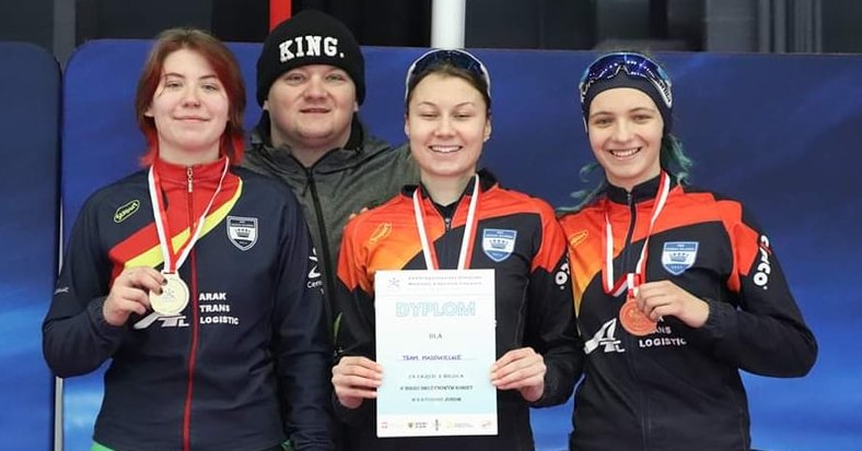 Zosia Kotfasińska wywalczyła srebrny medal Mistrzostw Polski w łyżwiarstwie szybkim!