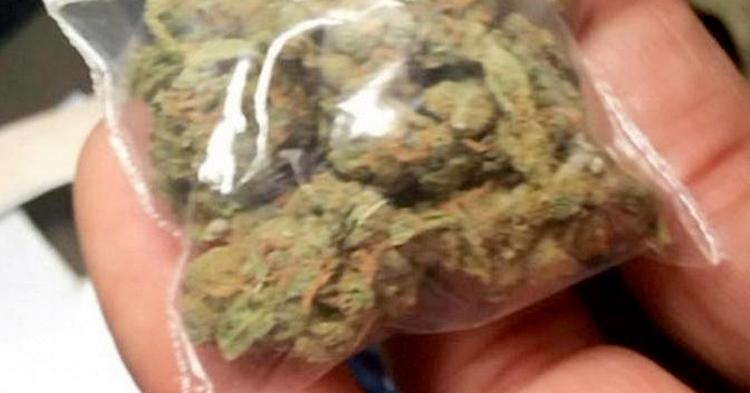 Zatrzymani za posiadanie oraz handel narkotykami