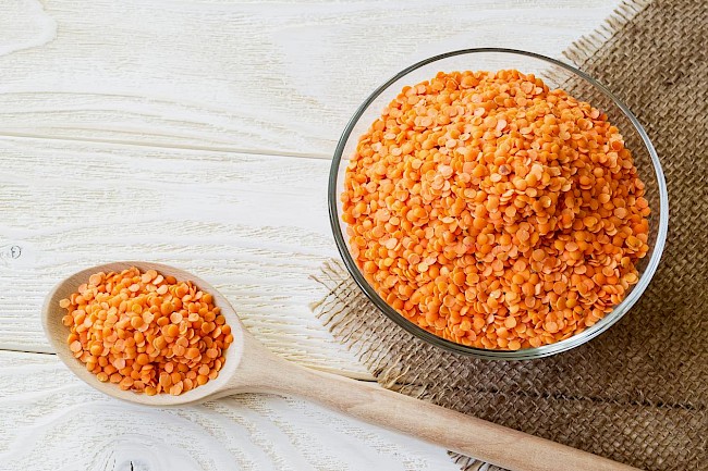 Porównujemy wartości odżywacze czerwonej soczewicy z innymi produktami zbożowym 