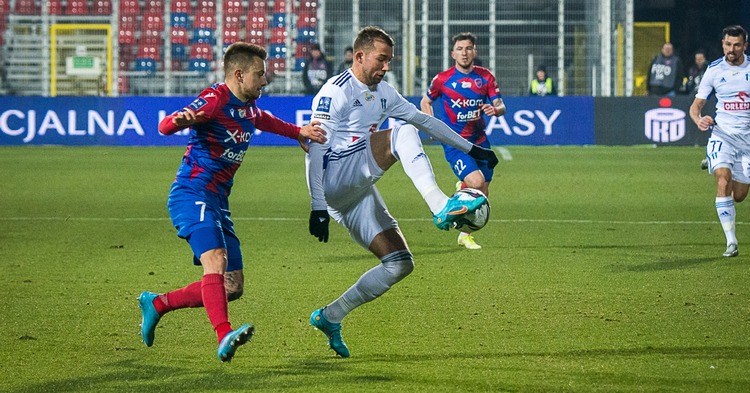 Nafciarze ulegli Medalikom