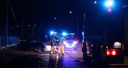 Przy Ul. Czapskiego Peugeot...