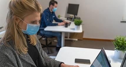 Koniec Z Maseczkami I Izolacją ...