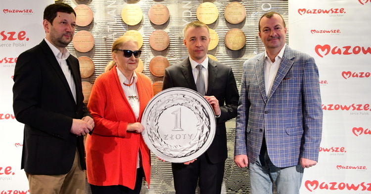 Za złotówkę do sannickiego pałacu. Nowa inicjatywa samorządu województwa mazowieckiego