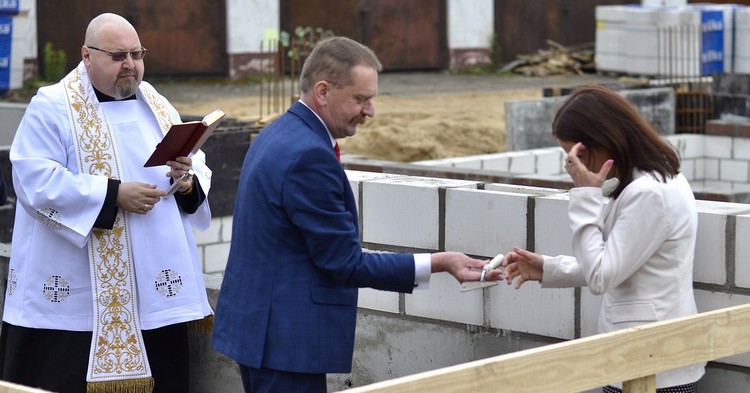 Uroczyste podpisanie aktu erekcyjnego pod budowę Urzędu Gminy Gostynin [ZDJĘCIA]