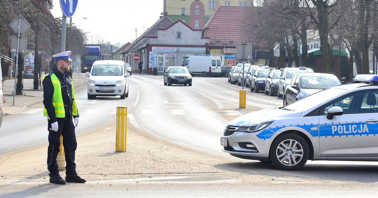 Przed nami długi weekend na Boże Ciało - policja apeluje o rozsądek na drogach