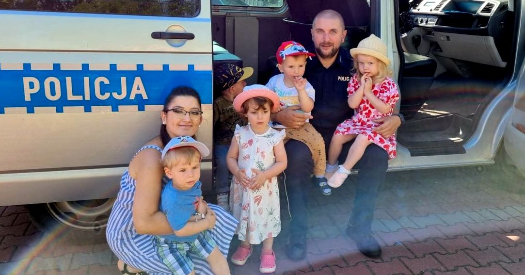 Święto Policji - wizyta w Punktach Opieki dla Dzieci do lat 3 [ZDJĘCIA]