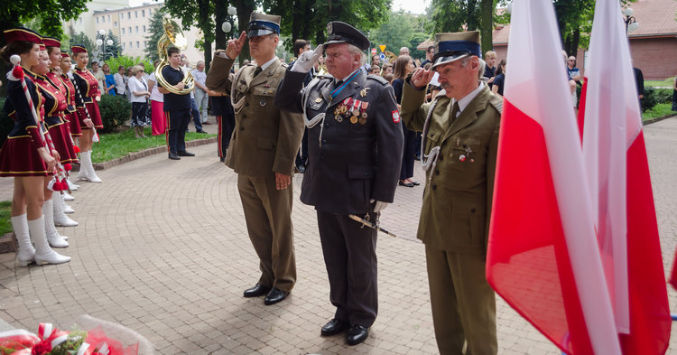 Minął tydzień: obchody 102. rocznicy Cudu nad Wisłą, święto w Baruchowie i piłkarskie szranki