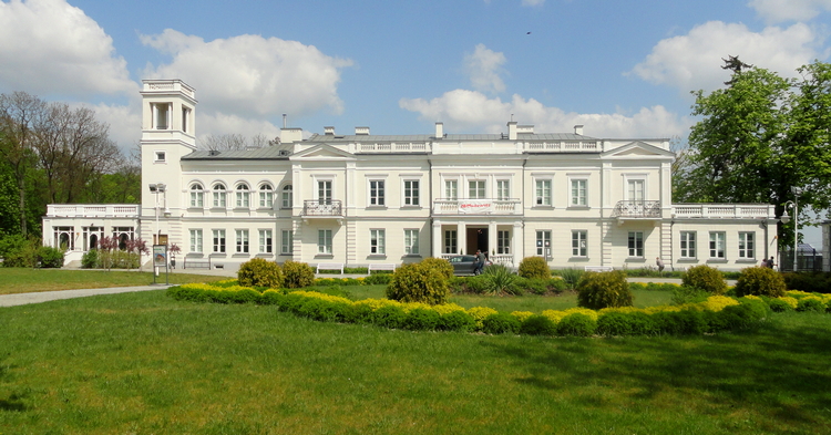 Od września wejście do pałacu w Sannikach za złotówkę