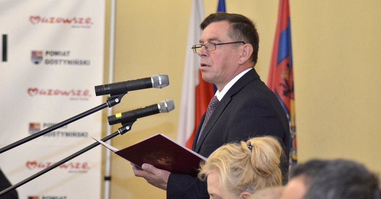 Rada Powiatu przyjęła informację o wykonaniu budżetu za I półrocze [ZDJĘCIA]