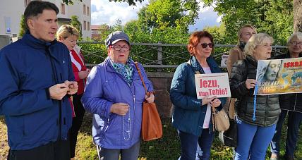 Wierni Modlili Się O Pokój N...