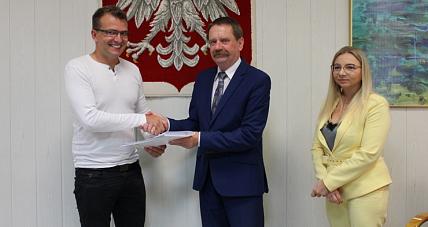 Dziewięć Dróg W Gminie Go...