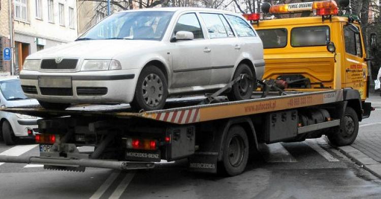 Ile będzie wynosić opłata za usunięcie pojazdu? Stawki na przyszły rok zostały ustalone