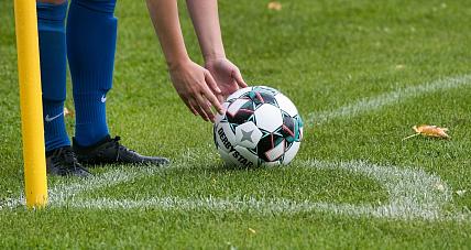 Piłkarska A-klasa: Szopen ...