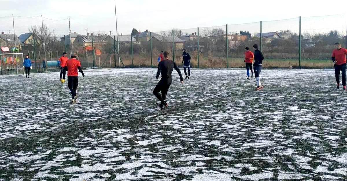 We love football! Jesienny Turniej Piłki Nożnej w Szczawinie [ZDJĘCIA+WYNIKI]