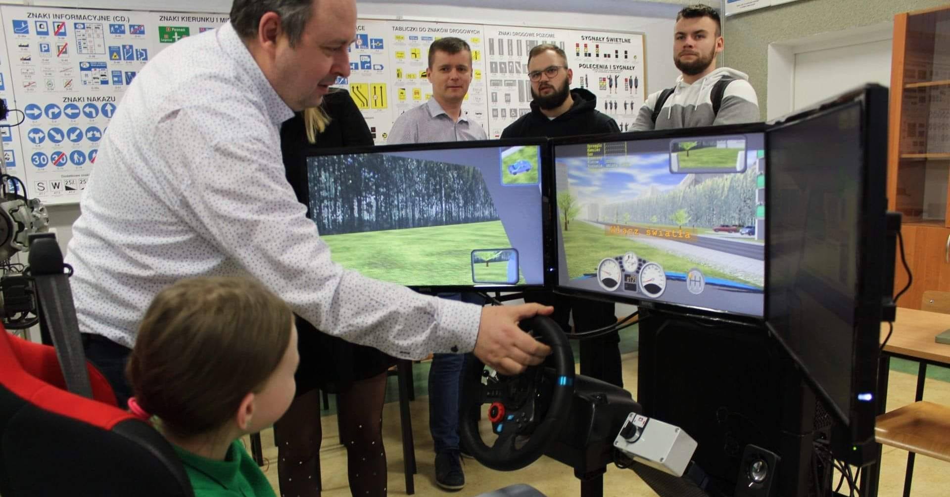 Spotkania  w ramach doradztwa zawodowego - młodzież z SP nr 1 i 5 w GCE [ZDJĘCIA]