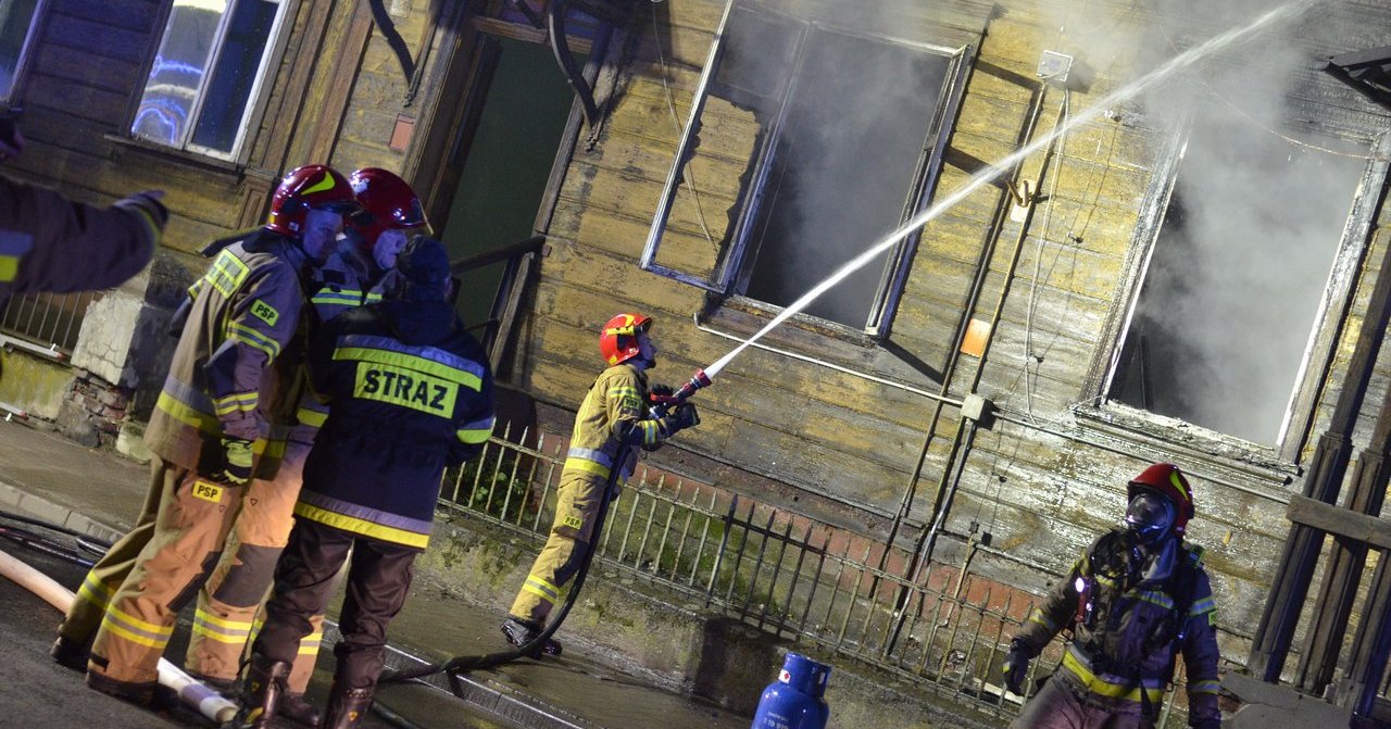Pożar budynku przy ul. Kościuszki [ZDJĘCIA]