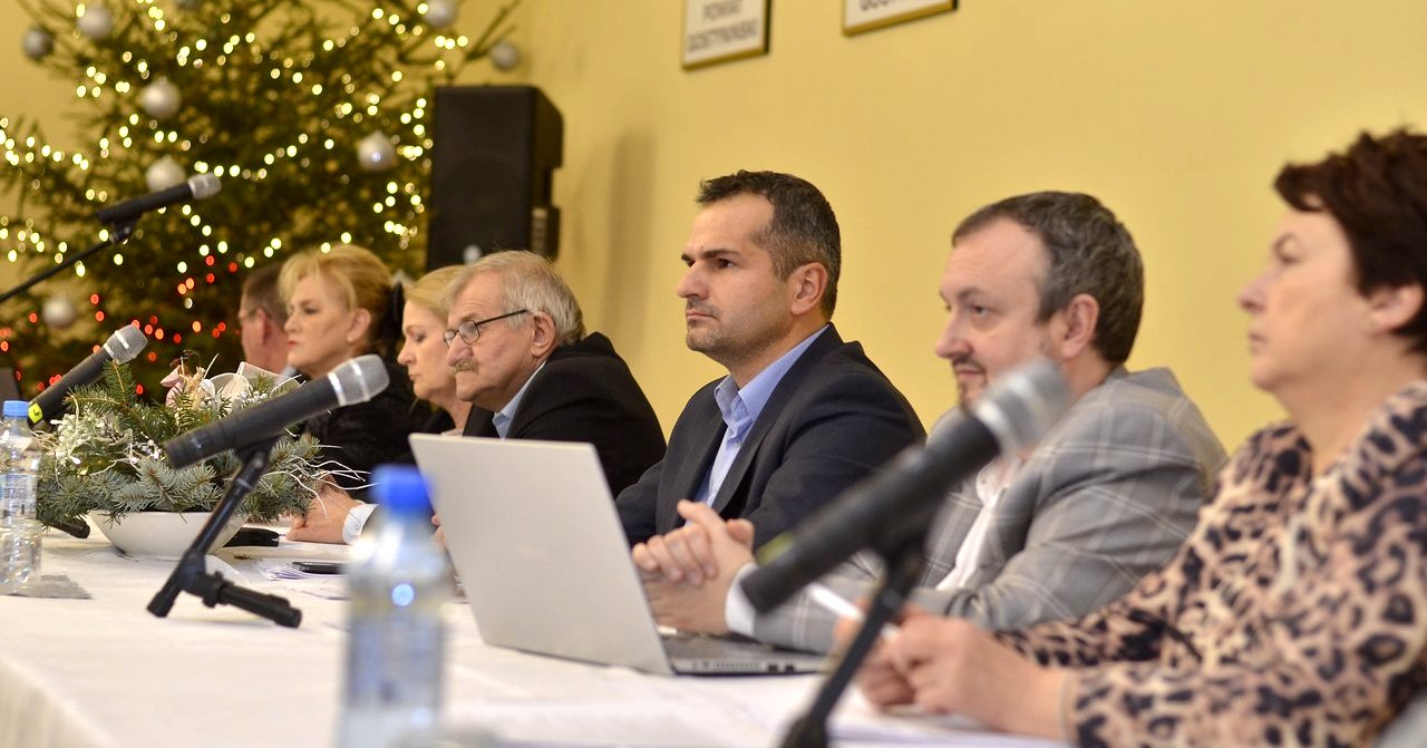 Powiat przyjął budżet na 2023 rok [ZDJĘCIA]