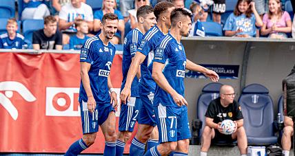 Z Koroną I Wartą 4 Oraz 8...