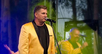 Sławomir świerzyński Wystąpił Na I...