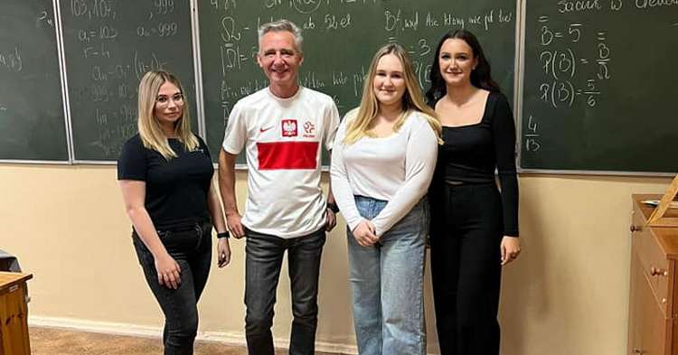 Zdjęcie z Robertem Lewandowskim. Niezwykła loteria w LO [ZDJĘCIA]