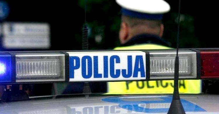 Jedna kontrola drogowa, jeden motorower. Pijany pan młody i jego świadek